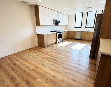 501 N Santa Anita - Photo Thumbnail 8