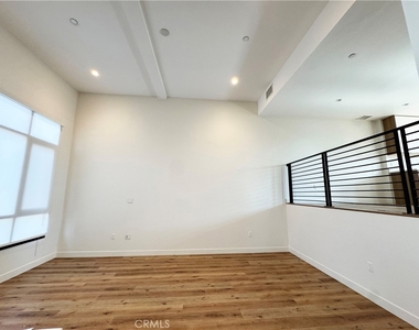 501 N Santa Anita - Photo Thumbnail 6