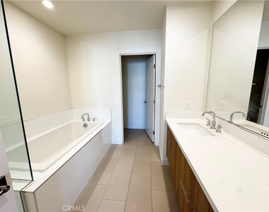 501 N Santa Anita - Photo Thumbnail 24