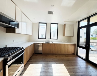 501 N Santa Anita - Photo Thumbnail 7