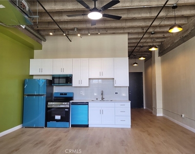 312 W 5th Street - Photo Thumbnail 22