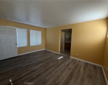 1757 Steinman - Photo Thumbnail 4
