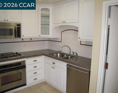 85 Tahoe Ct - Photo Thumbnail 5