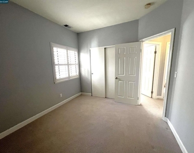 85 Tahoe Ct - Photo Thumbnail 10