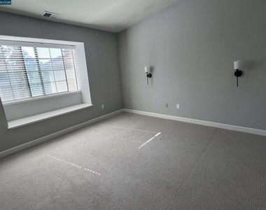 85 Tahoe Ct - Photo Thumbnail 7
