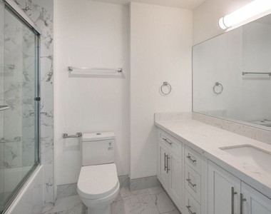 1237 S Holt Avenue - Photo Thumbnail 22