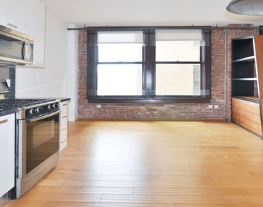 460 S Spring Street - Photo Thumbnail 7