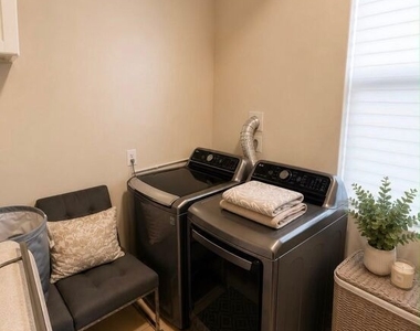 333 Milford Street - Photo Thumbnail 8