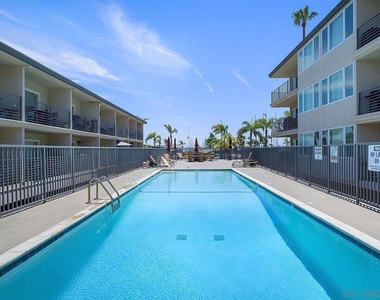 1021 Scott St - Photo Thumbnail 33