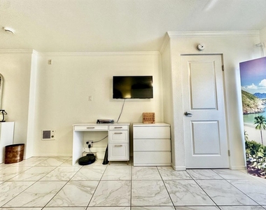 1021 Scott St - Photo Thumbnail 18