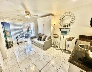 1021 Scott St - Photo Thumbnail 9