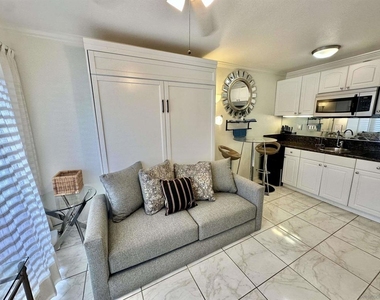 1021 Scott St - Photo Thumbnail 12