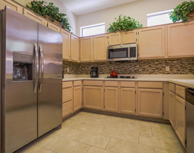 37468 Westridge Avenue - Photo Thumbnail 11