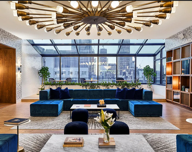 West 34th Street - Photo Thumbnail 8