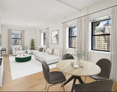 West 34th Street - Photo Thumbnail 1