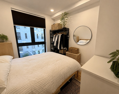 213 South 4th Street - Photo Thumbnail 5