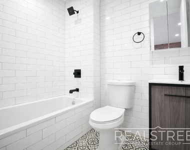 119 Ralph Ave - Photo Thumbnail 4