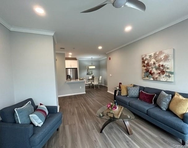 1 Charles Pond Drive - Photo Thumbnail 4