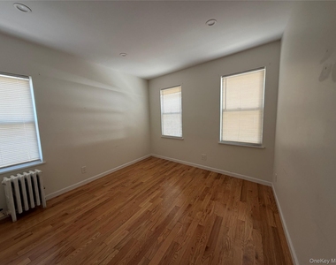 117-02 Liberty Avenue - Photo Thumbnail 3