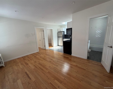 117-02 Liberty Avenue - Photo Thumbnail 2