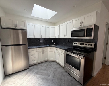 117-02 Liberty Avenue - Photo Thumbnail 1