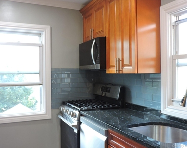 47 Hillside Avenue - Photo Thumbnail 7