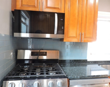 47 Hillside Avenue - Photo Thumbnail 5