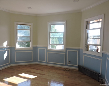 47 Hillside Avenue - Photo Thumbnail 1