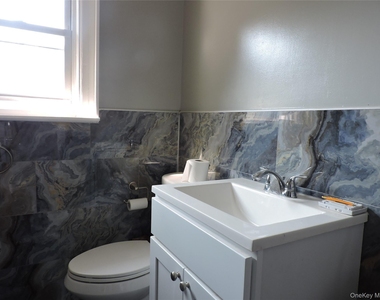 47 Hillside Avenue - Photo Thumbnail 9