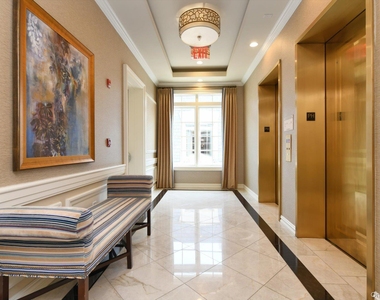 3000 Royal Court - Photo Thumbnail 25