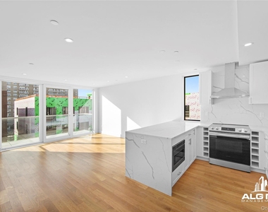 183 Beach 101st Street - Photo Thumbnail 3