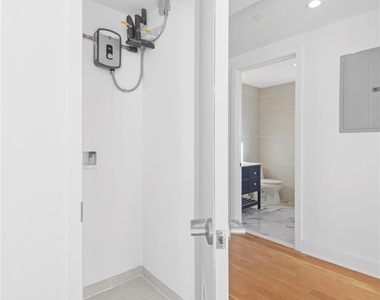 183 Beach 101st Street - Photo Thumbnail 10