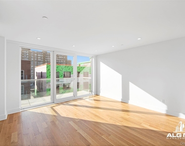 183 Beach 101st Street - Photo Thumbnail 4