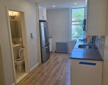 6077 55th Street - Photo Thumbnail 4