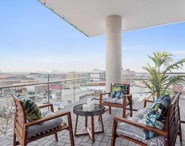 4415 College Point Boulevard - Photo Thumbnail 8
