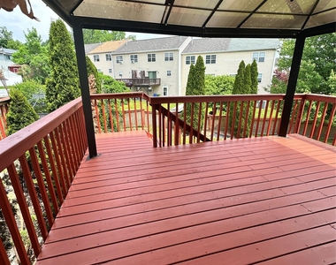 60 Peach Place - Photo Thumbnail 40