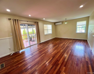 60 Peach Place - Photo Thumbnail 7
