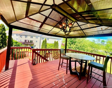 60 Peach Place - Photo Thumbnail 38