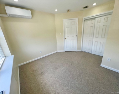 60 Peach Place - Photo Thumbnail 25