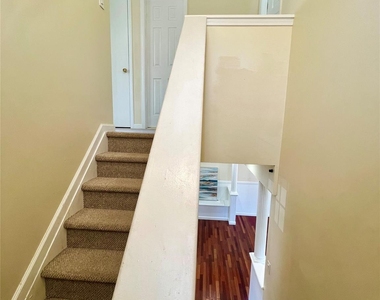 60 Peach Place - Photo Thumbnail 17