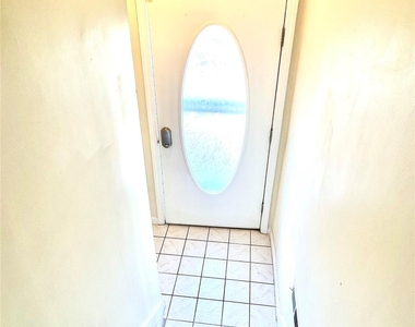 60 Peach Place - Photo Thumbnail 3