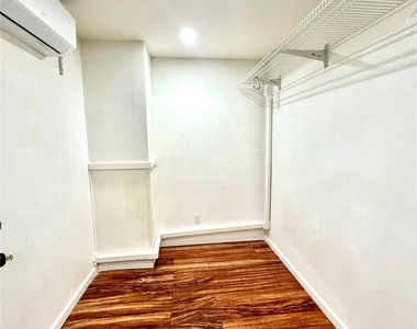 60 Peach Place - Photo Thumbnail 31