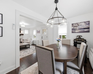 8 Rosewood Avenue - Photo Thumbnail 9