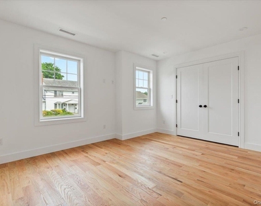109 Park Avenue - Photo Thumbnail 17