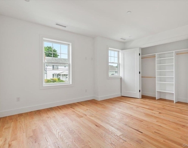 109 Park Avenue - Photo Thumbnail 18