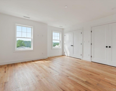 109 Park Avenue - Photo Thumbnail 12