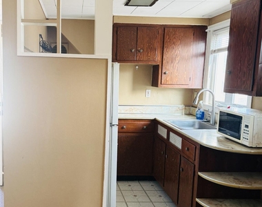 62 Ash Street - Photo Thumbnail 4