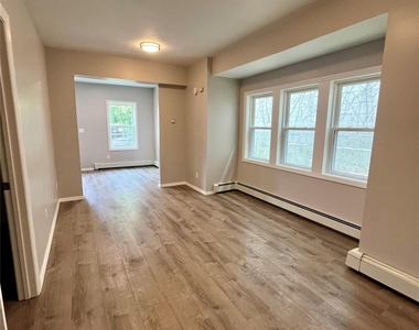 6 E 2nd Street - Photo Thumbnail 4