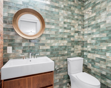 26 East Parkway - Photo Thumbnail 8