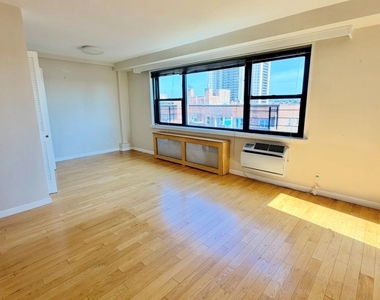 109-33 71st Road - Photo Thumbnail 2